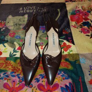 Manolo Blahnik brown litalian leather strap back heels size EU40